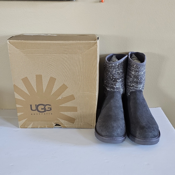 UGG Lyla Gray Boots Wool Shearling Winter Boots Size 11 NWB - Picture 1 of 13